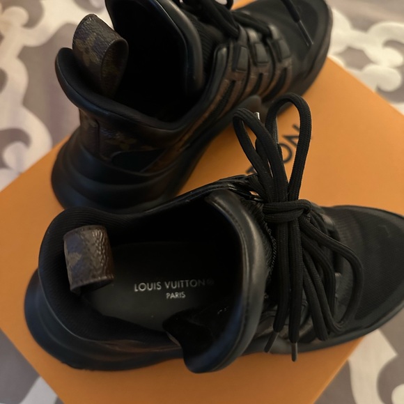 Louis Vuitton Archlight. The statement look of Louis Vuitton's Spring/Summer2018 - Picture 9 of 10